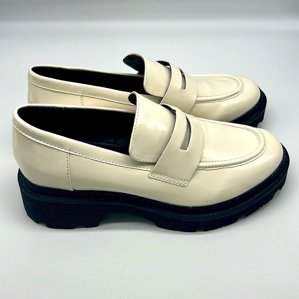 Blondo - School White Leather Chunky Sole Slip On Penny Loafers Size 9.5